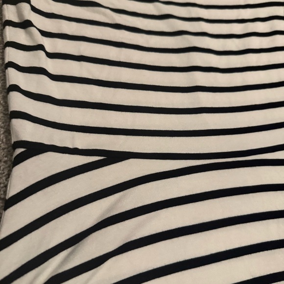 White House Black Market Off-Shoulder Striped Dress - Picture 4 of 6